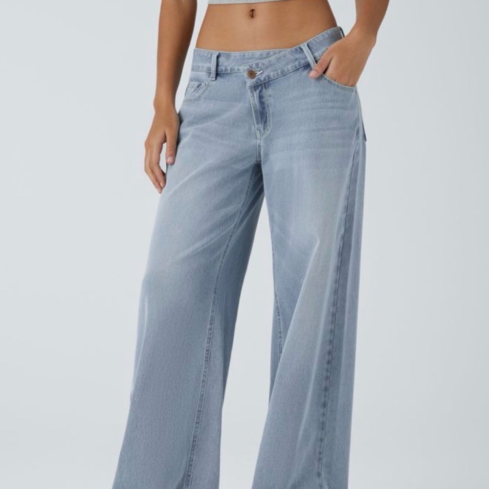 HALARA Light Blue Wide-Leg Jeans